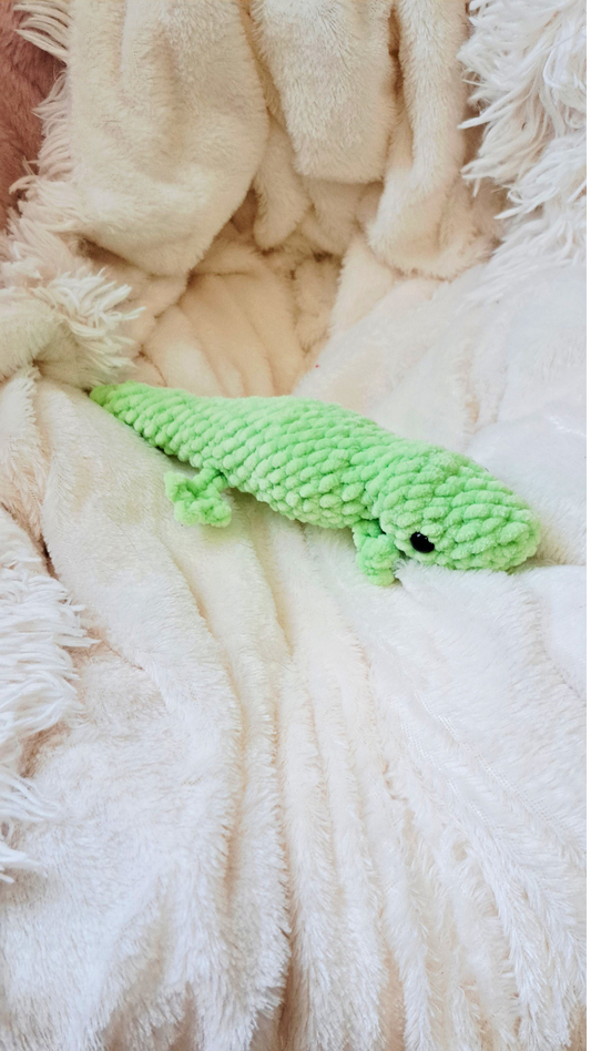 Small Crochet Alligator Plush | Green Alligator Stuffed Animal | Handmade Crocodile Plushie | Cute Reptile Gift | Amigurumi Alligator